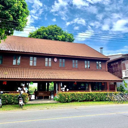 Riverhouse-The Teak House Mae Sariang Luaran gambar