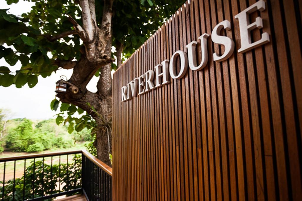 Riverhouse-The Teak House Mae Sariang Luaran gambar