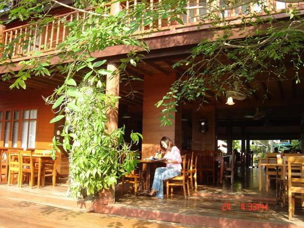 Riverhouse-The Teak House Mae Sariang Luaran gambar